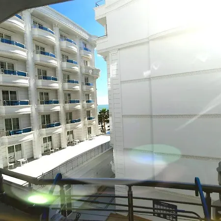 Soleil Summer Apartmán Golem (Tirana)