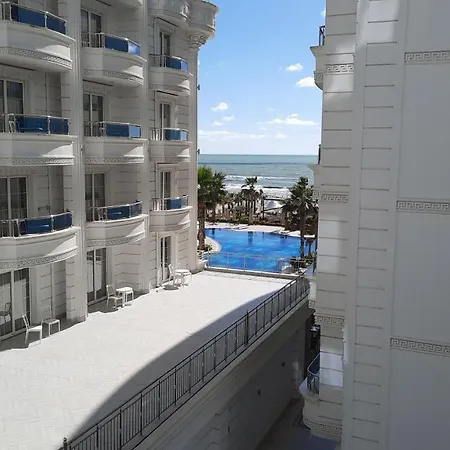 Soleil Summer Daire Golem (Tirana)